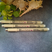 Micron 10 * Light cool grey