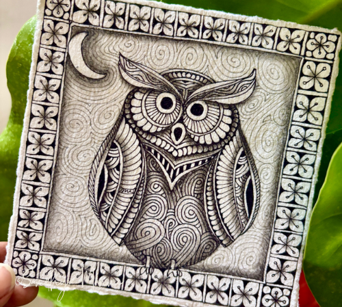 Wisdom in Lines – A Festive Zentangle Owl