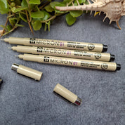 Micron 01 * Black
