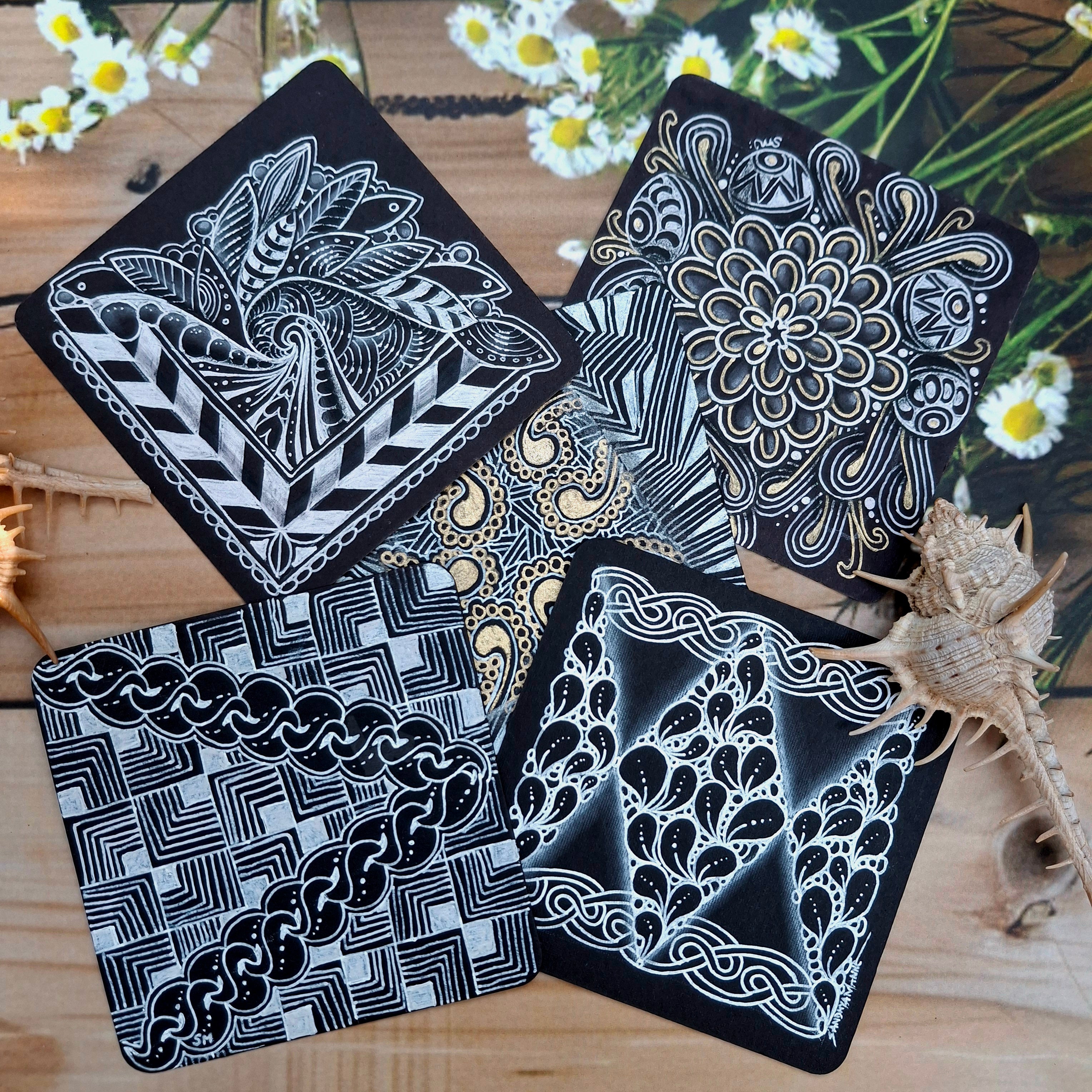 BLACK Regular Square Tiles