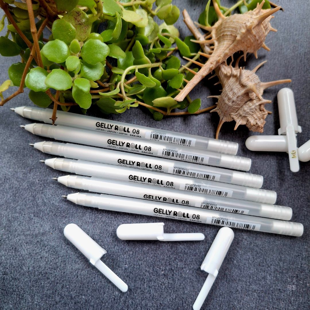 Gelly-roll-08-white-ink-pen-tangle-supplies-zentangle-sandhyamannestudio-ecr-chennai.jpg