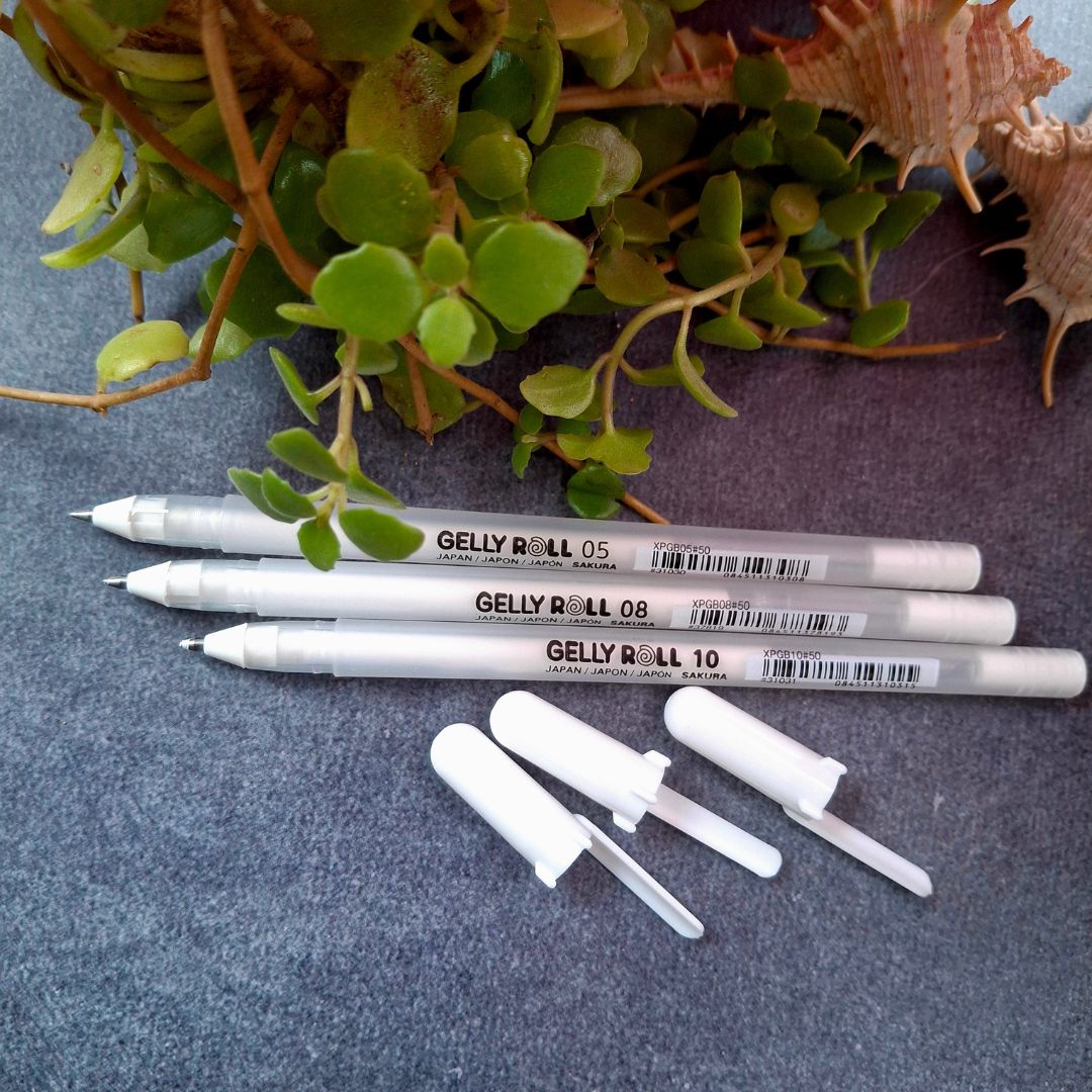 Gellyroll-white-pens-set-05-08-10-tangle-supplies-online-zentangle-sandhyamannestudio-ecr-chennai.jpg