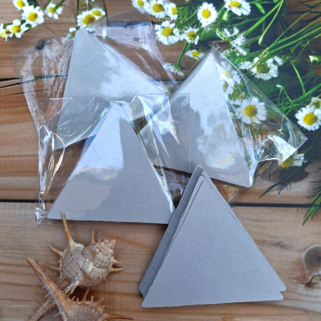 Grey-triangle-tiles-tangle-supplies-zentangle-sandhyamannestudio-ecr-chennai.jpg