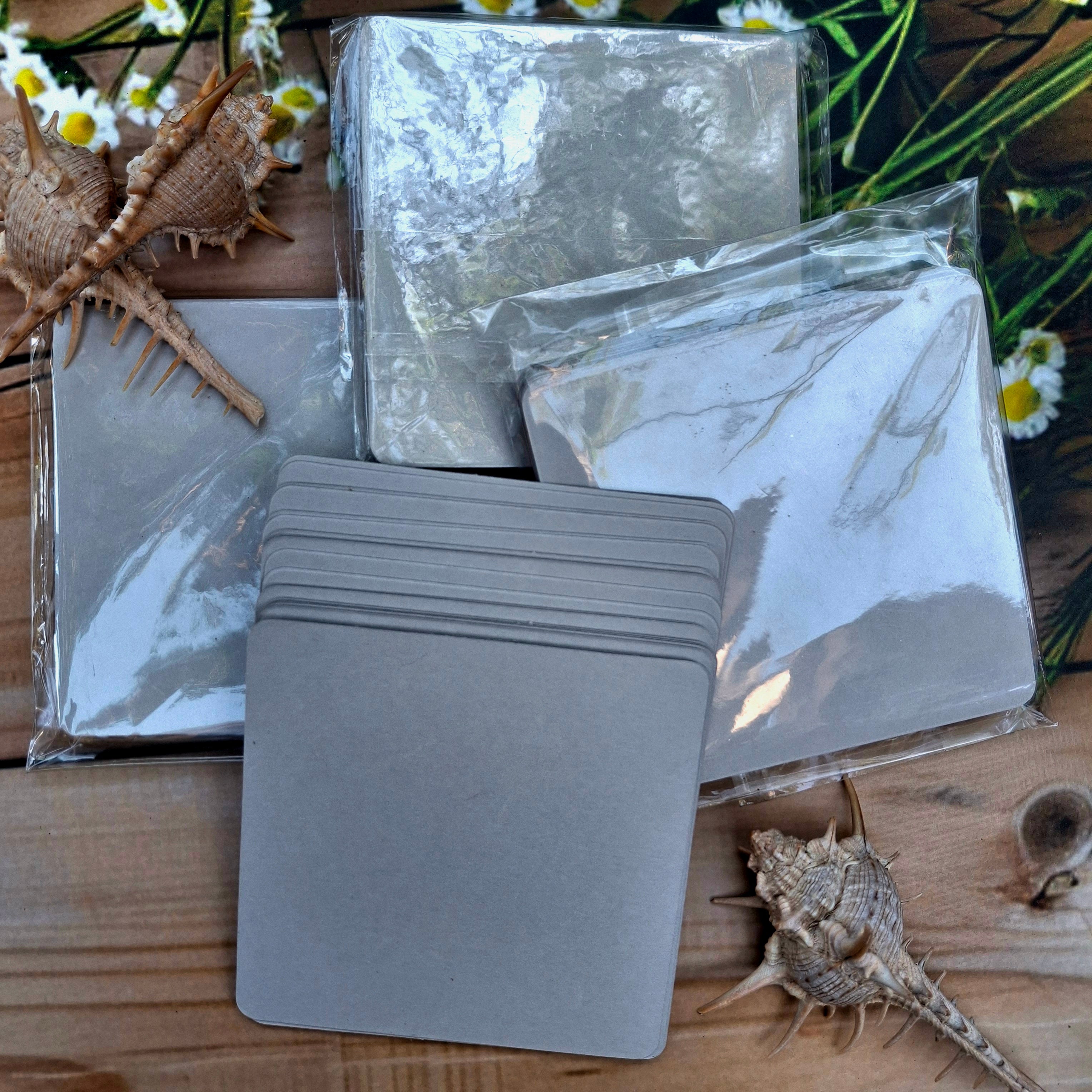 Grey_Regular_Square_1.jpg
